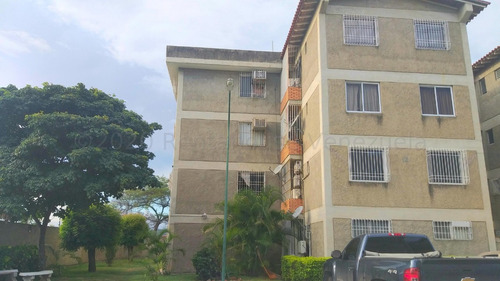 M&n  Lindo Apartamento  En Venta En La Riberena Cabudare  Lara, Venezuela. . Mmorillo & Nescalona 75 M² 