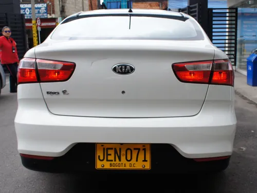 Kia Rio Ub Ex Mt Jen071