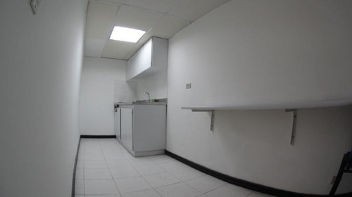 Imagen 6 de 17 de Oficina En Arriendo En Cúcuta Centro