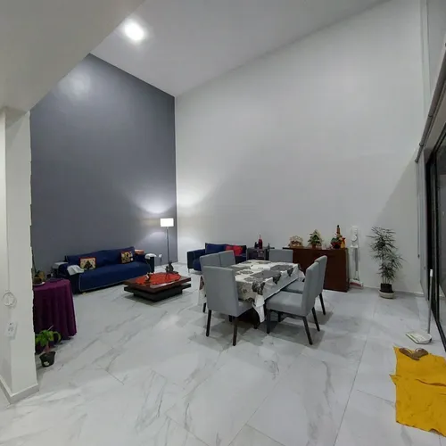 Casa En Venta Con Paneles Solares En Jardines De La Rejoayada Mérida