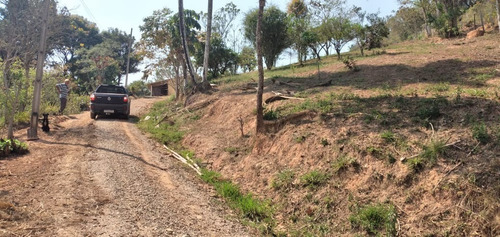 Imagem 1 de 12 de Chácara 1 Alqueire, 75% De Área Para Plantio, Casa Simples, Tres Poços Caipira, Luz, Internet, Campo De Futebol, Dois Tanques Para Peixe - Ch00105 - 69690821
