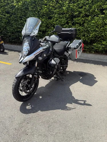 V-strom 650 Xt Modelo 2020 Color Negro