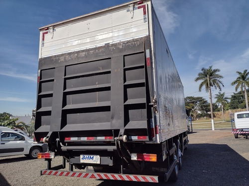 Imagem 5 de 15 de Mb 1618 Novíssimo