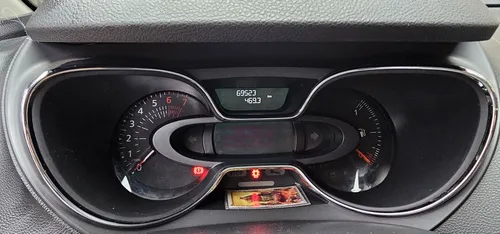 Renault Captur 2.0 Intens Automática