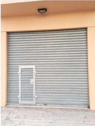 Imagen 2 de 7 de Local En Venta En Zona Muy Transitada De Castelar Sur