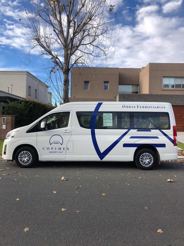Toyota Hiace 2021 2.8 Tdi Commuter 6at 14a