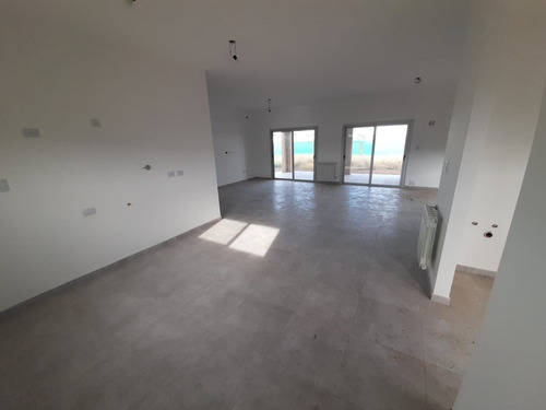 Imagen 5 de 21 de Casa A Estrenar En Venta Las Cañitas 2