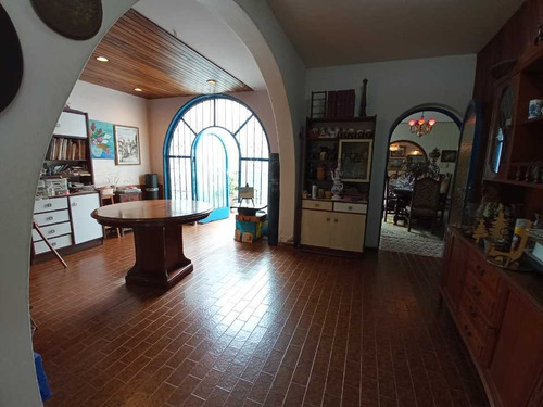 Imagen 12 de 30 de Se Vende Casa 329 M² 6h/5b/2p Santa Paula
