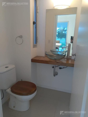 Imagen 25 de 29 de Lindísima Casa Al Golf En San Isidro Labrador