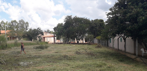 Terreno Com Edicula Pré Construída No Bairro Jurumirim - Tatuí - Sp - 500m