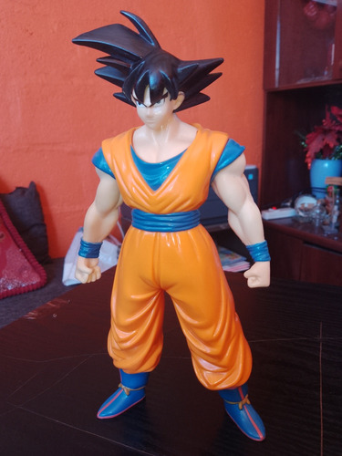 Figura Original Usada De Goku Dragón Ball Z En Buen Estado 