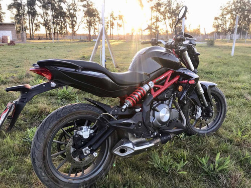 Benelli Tnt 300