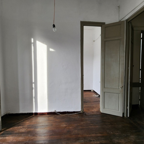 Imagen 14 de 19 de Alquiler Casa De Altos En Codón 2 Dormitorios Y Azotea De Uso Exclusivo.