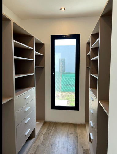 Casa En Venta 4 Ambientes En Una Planta Con Pileta - Barrio Privado San Lucas