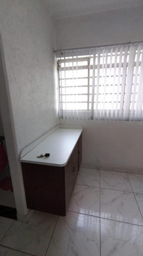 Imagem 6 de 12 de Sobrado De Esquina. Ótimo Ponto Comercial. - So0736