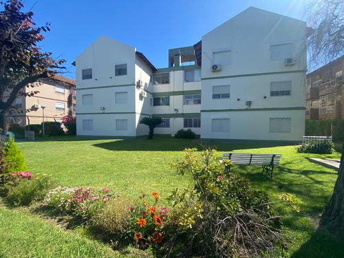 Venta Depto En Planta Baja 4 Amb C/cochera B° Techos