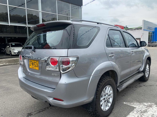 Toyota Fortuner 2015 3.0 Sr5 169 Hp