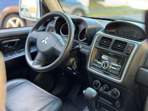 Mitsubishi Pajero TR4 2.0 4X2 16V 140CV FLEX 4P AUTOMÁTICO