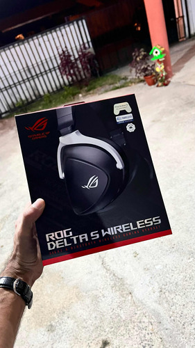 Audífonos Asus Rog Delta S Wirreles