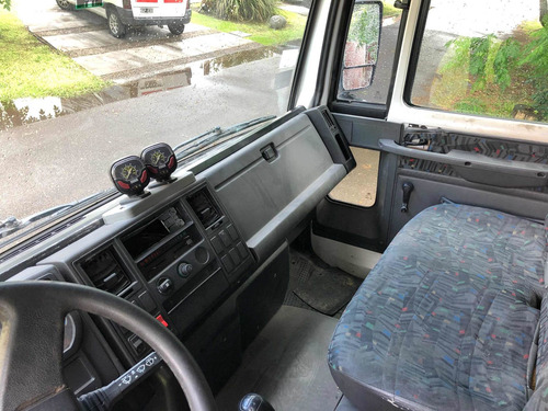 Camion Ford Cargo 712 Modelo 2012