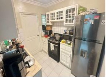 Av. Independencia, 1er Piso, 3 Habs, 1 Parq, Cuarto De Servicio