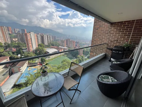 Arriendo Apartamento En Loma De Los Mesa