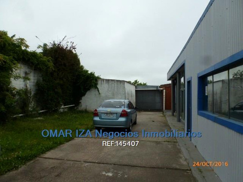 Venta Local Industrial Proximo Cno. Carrasco. Gran Terreno