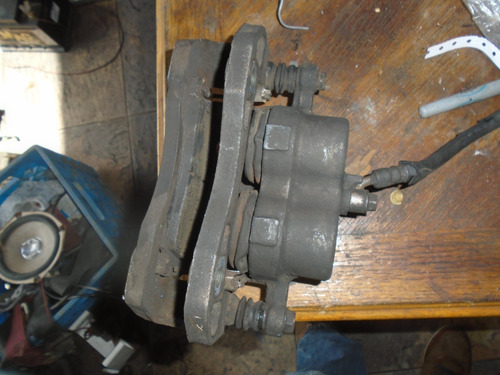Imagen 3 de 4 de Vendo Caliper Delantero Derecho De Hyundai Terracan Año 2005