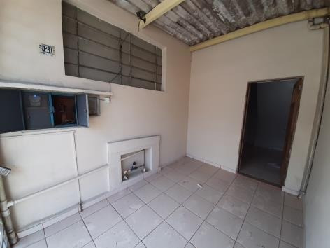 Imagem 2 de 15 de Sala Comercial No Mogilar - Loc8092