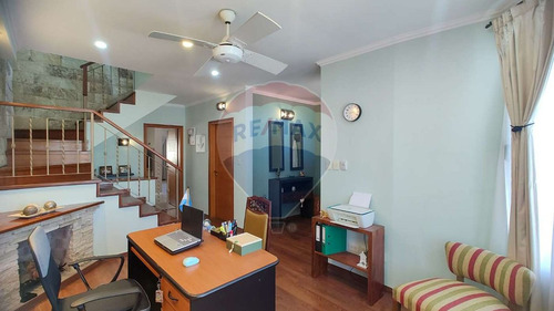 Venta 6 Amb Con Piscina Y Quincho - Campana Centro
