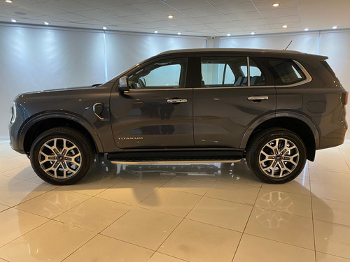 Ford Everest 2.3 Gtdi Titanium 4X4 At