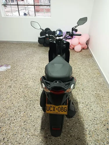 Scooter Modelo 2024, Con 8.159km, Todo Original, Papeles Al