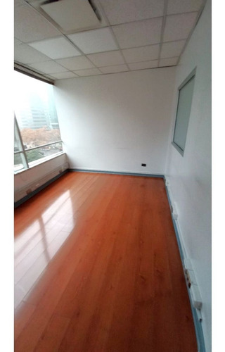 Imagen 14 de 30 de Arriendo Oficina De 681,81 M2, Metro Pedro De Valdivia