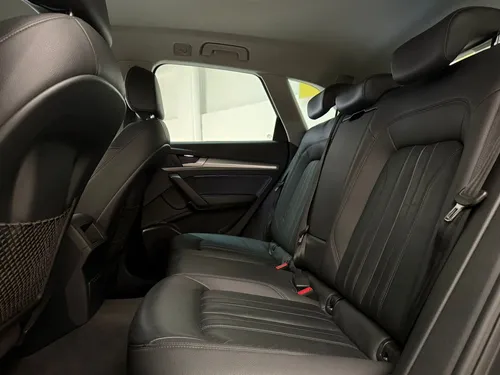 Audi Q5 2.0 L T Dynamic Dsg