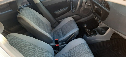 Imagen 6 de 9 de Suzuki Alto 2015 0.8 800
