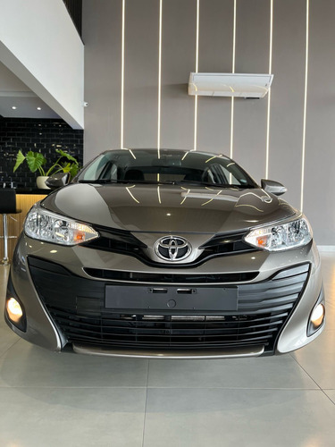 Toyota Yaris 1.5 16V FLEX SEDAN XL PLUS TECH MULTIDRIVE