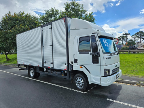 Ford Cargo 816 Ano 2015  3/4 Baú 6.20 Mts Rodado Duplo