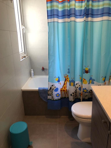 Preciosa Casa En Condominio Privado De Concón.
