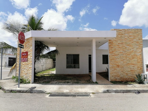 Imagen 2 de 18 de Casa En Esquina En Las Américas Ii