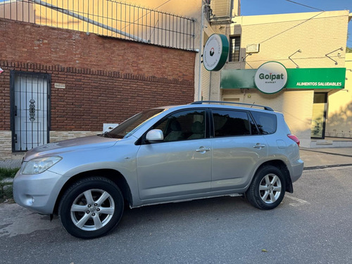 Toyota RAV4 2.4 4x4 At