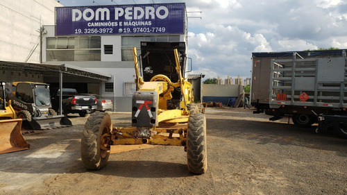 Imagem 2 de 15 de Motoniveladora Komatsu Gd555-3, Ano 2011, Com 7 Mil Horas