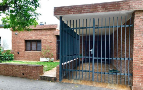 Imagen 18 de 30 de Imbatible! Alto Alberdi Patio Asador Garage X3 Escritura