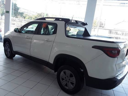 Imagem 6 de 9 de Fiat Toro 1.8 16v Evo Flex Freedom At6