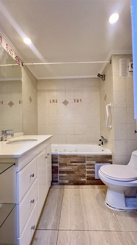 Departamento En Venta De 3 Dorm. En Las Condes