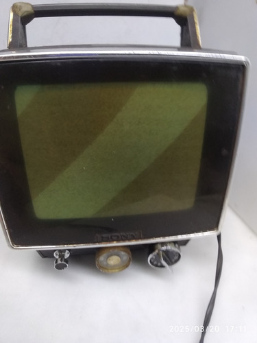 Televisor Portátil Sony Solid State Modelo 900-retrô-anos 60 (Usado)