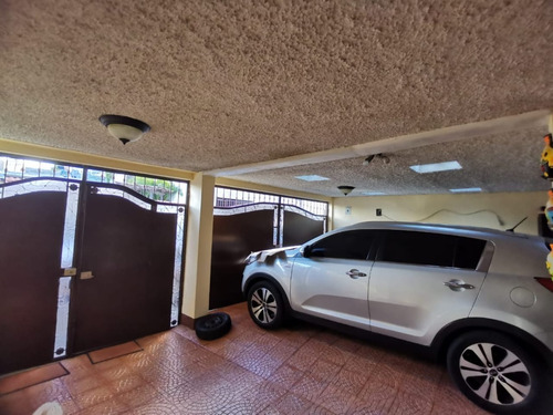 Imagen 7 de 7 de Casa En Venta En Colonia San Francisco Zona 6 De Mixco Dentro De Garita