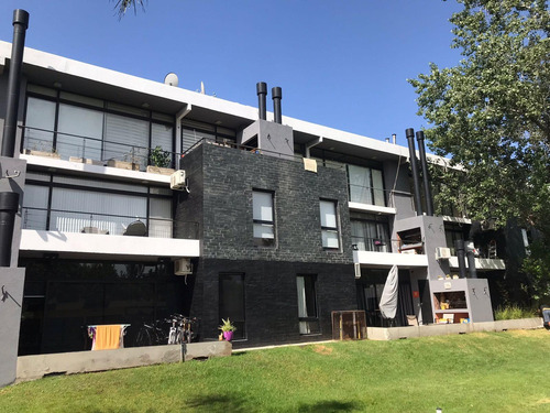 Departamento En Venta En Complejo Las Cavas, Canning