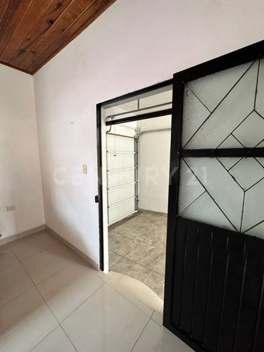 Casa De 1 Piso En Colonia Centro En Parral, Chihuahua