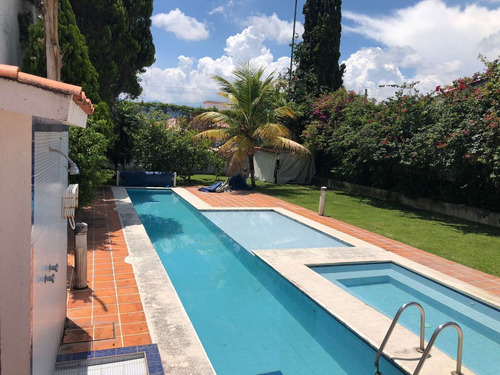 Casa En Venta En Lomas De Cocoyoc