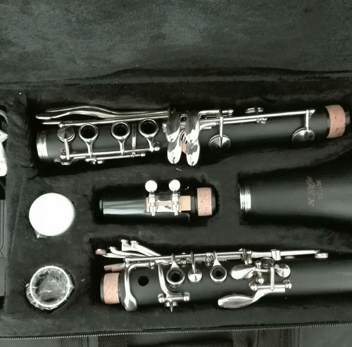 Imagen 3 de 3 de Clarinete Nuevo
